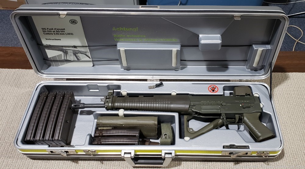 sig-551-2-serial-1-unfired-double-action-indoor-shooting-center